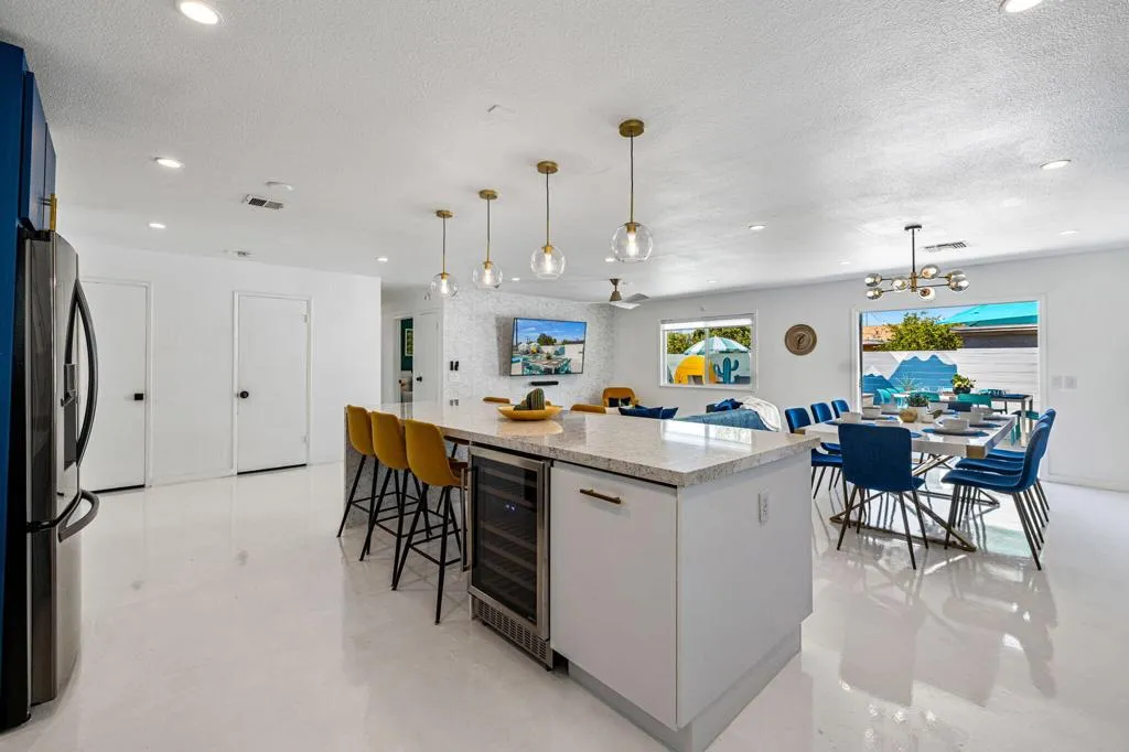 82156 Oleander Avenue, Indio, California 92201 home-pic-2